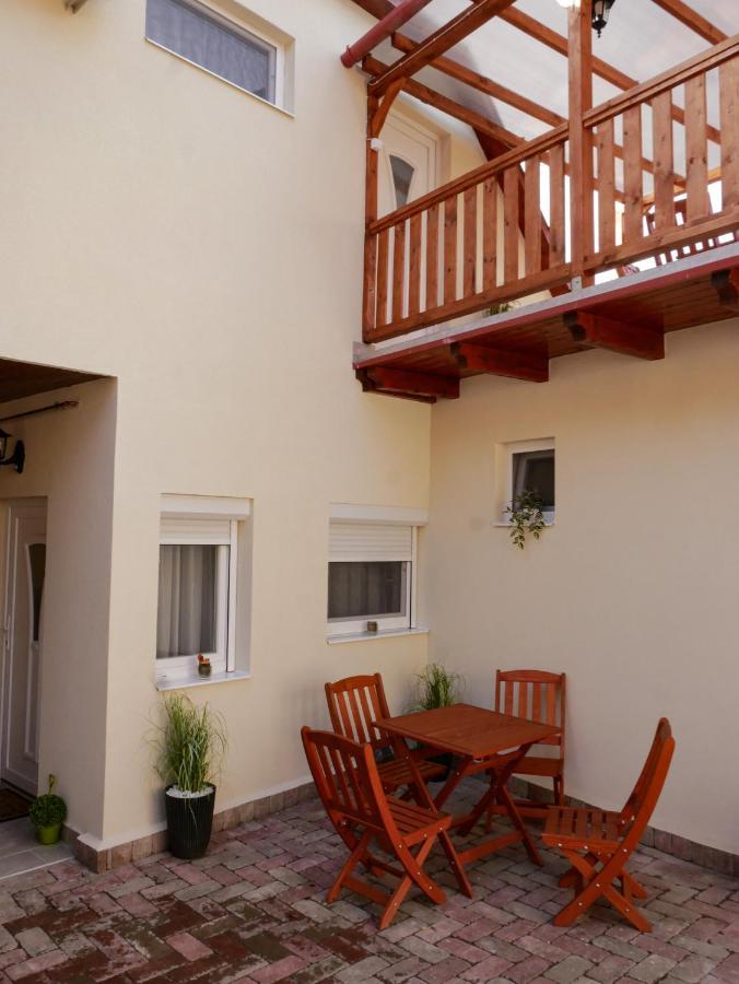 Varfal Apartman Eğri Dış mekan fotoğraf